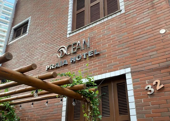 Algas Praia Hotel